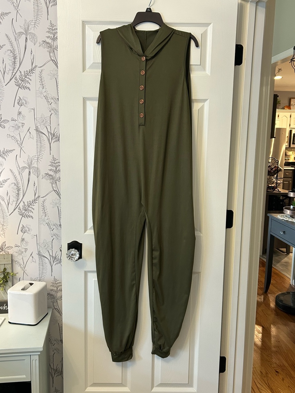 Sleeveless Button-Front hooded Olive Jumpsuit 1XL